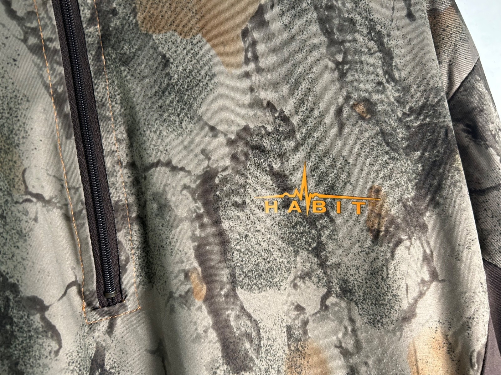 Habit Men's 1/4 Zip Pullover Large Camo Realtree Scent-Factor Lightweight Size L