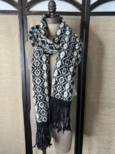 NWT Sundance Catalog Winter Knit Scarf Nordic Folk Scarf Black Cream Long Boho