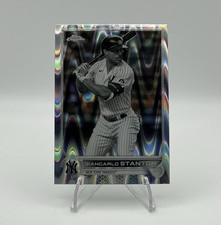 2022 Topps Chrome - Giancarlo Stanton #139 - Black & White Raywave Refractor