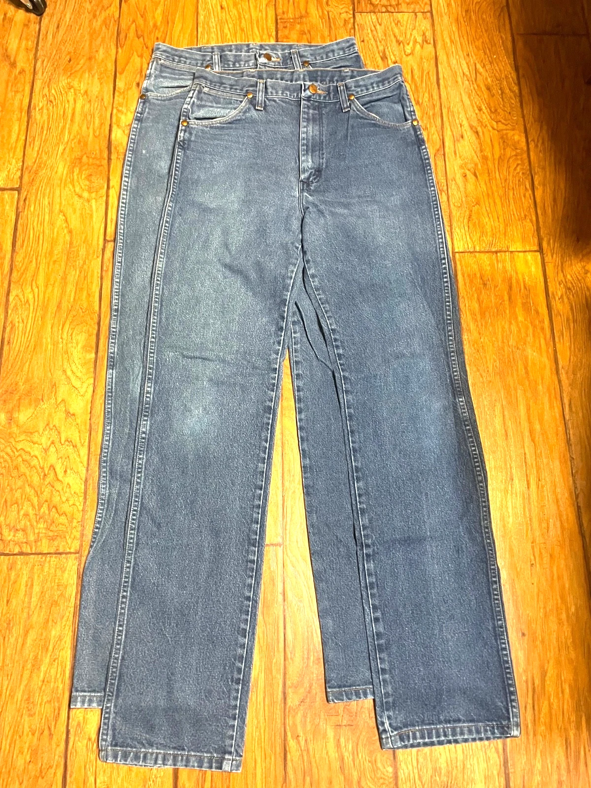 Wrangler Jeans Mens 32X36 Blue Denim Pants Work Western 13MWZ