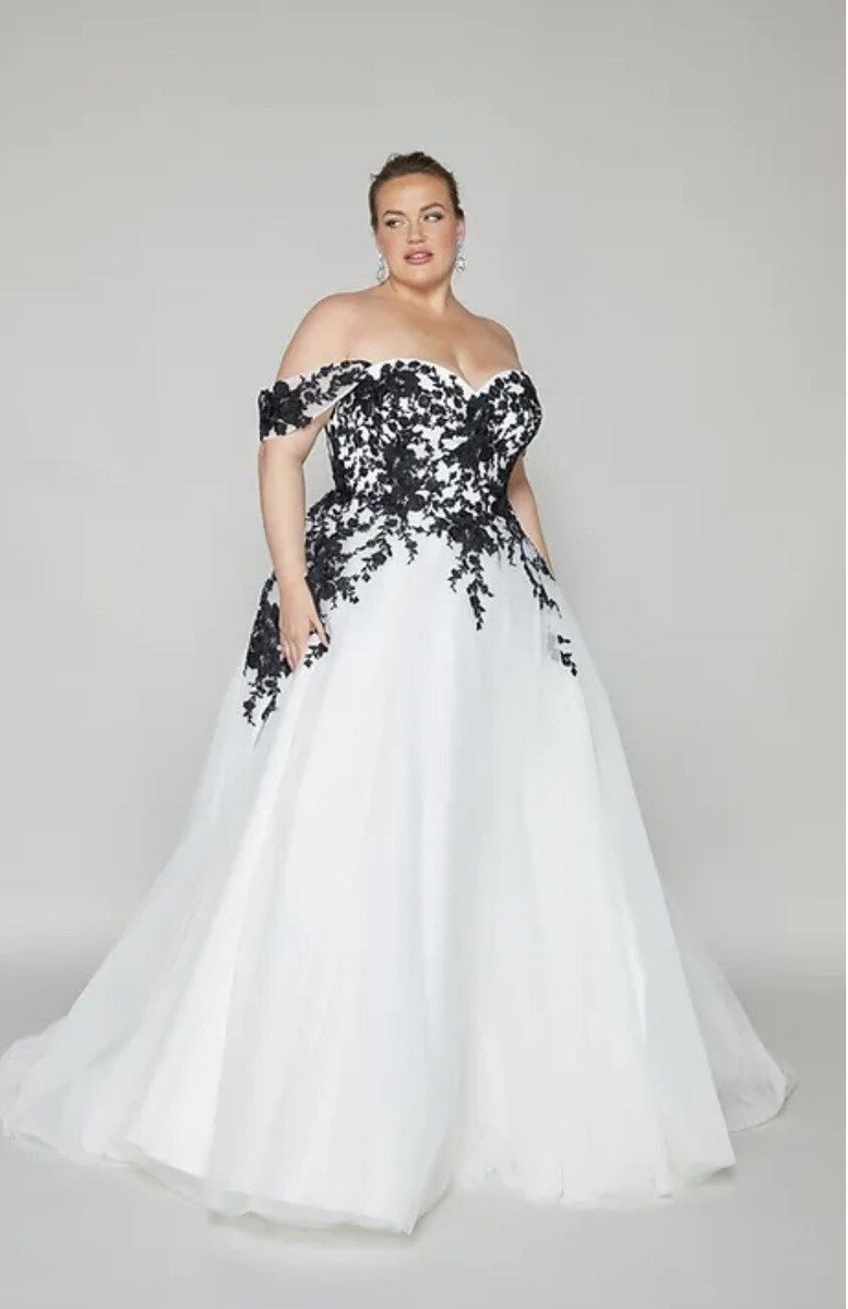 White Studio Bridal Ivory Black Off Shoulder Boho Wedding Dress