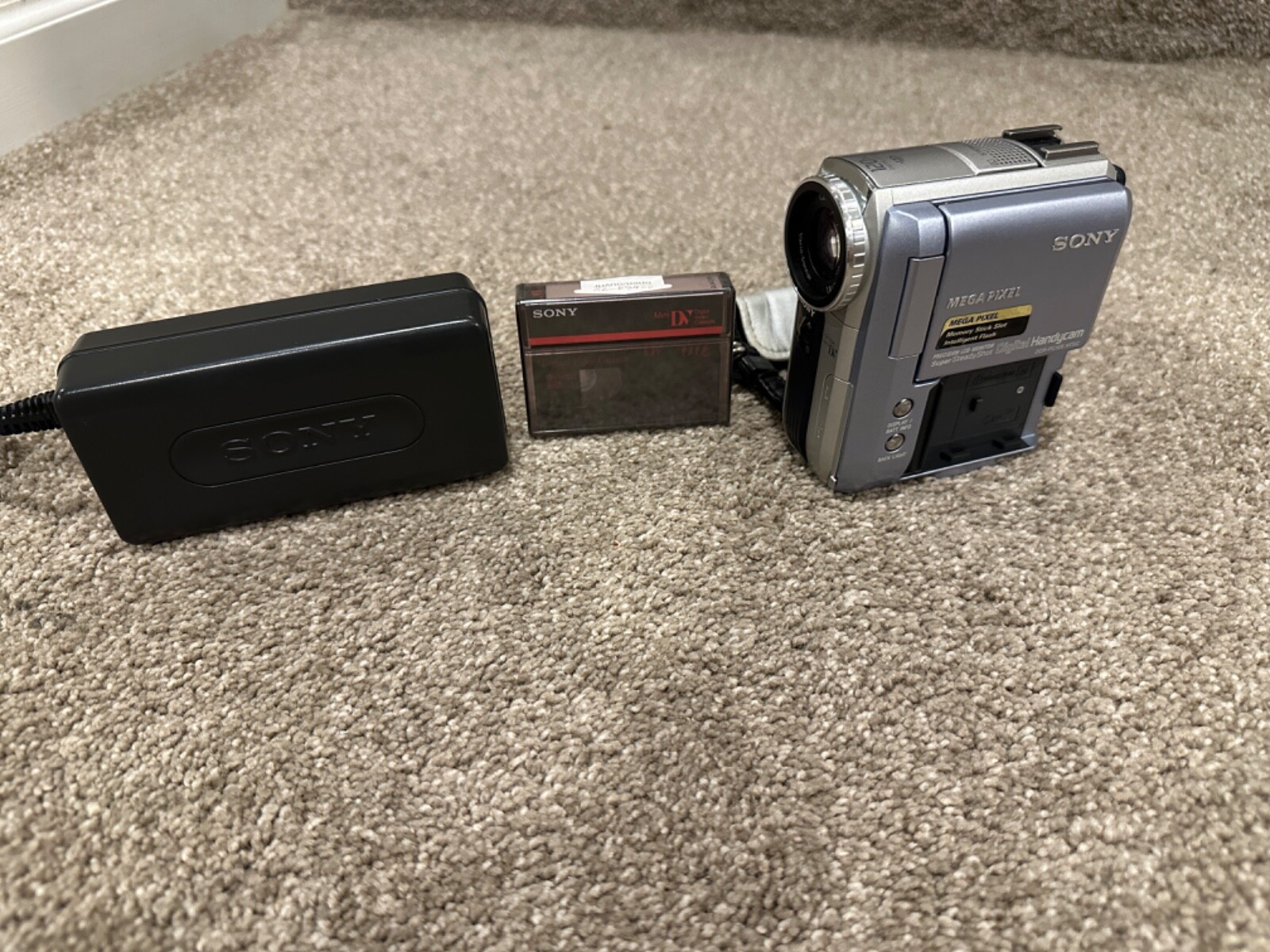 Picture 1 of 6