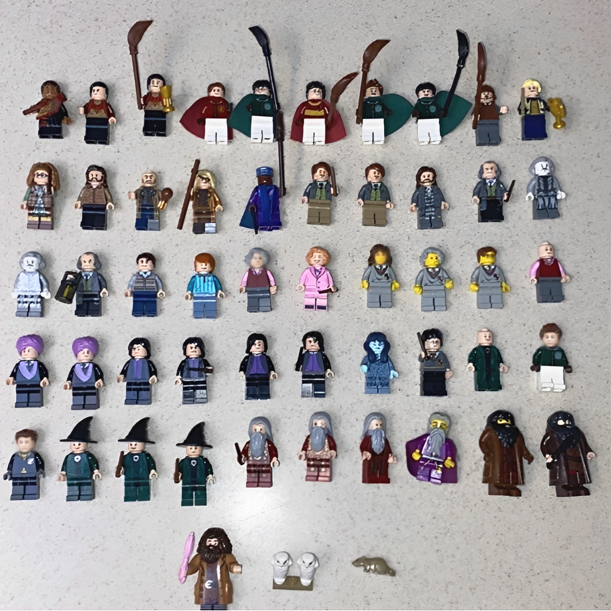 Lego Harry Potter Lot of 8 Random Harry Potter Minifigure Umbridge Snape Hagrid