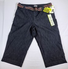 NWT Lee Women's Belted Denim Stretch Capri Pants Sz 18 Medium Indigo Rinse NEW 