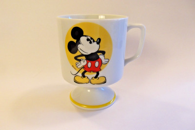 Walt Disney Vintage Mickey Yellow Graphic Pedestal Footed Coffee Mug Tea cup