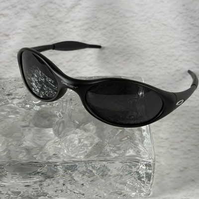 Oakley Minute Polarized Sunglasses Matte Black Frame Prizm Black Lens Sport Men