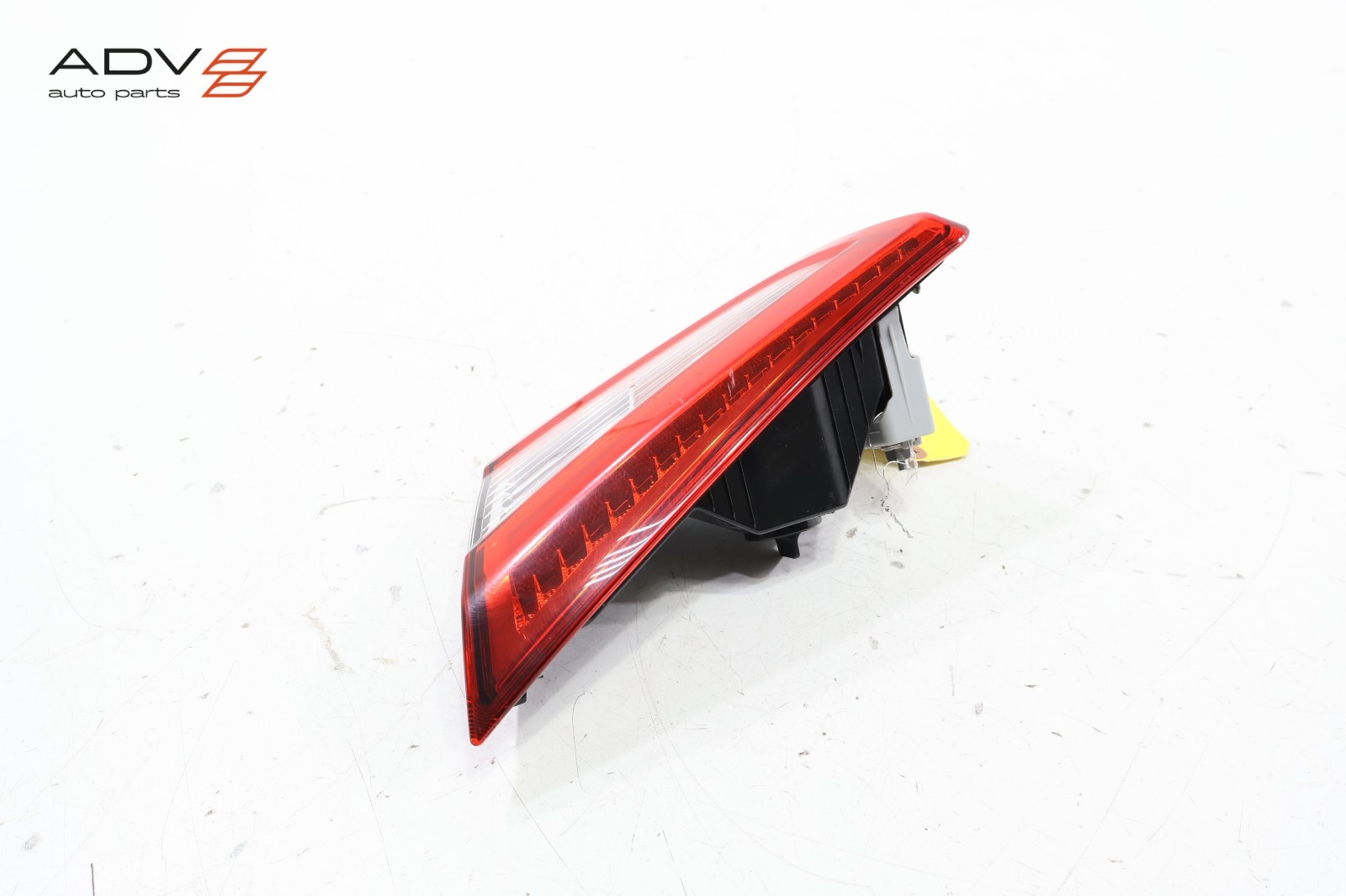 2014 - 2024 MASERATI GHIBLI REAR RIGHT SIDE INNER TAILLIGHT LIGHT LAMP OEM