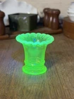 Rare Vintage Fenton Topaz Opalescent Vaseline Glass Ruffled Mini Vase Uranium