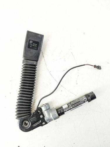 BMW 5 F10 F11 2011 Rechts Gurtschloss vorne 6157964 VGP11092