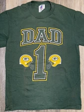 Green Bay Packers Shirt Men’s Medium #1 Dad Logo Athletic Vintage NFL Football