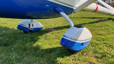 1 Satz Radschuh, Radverkleidung für Hauptfahrwerk , GFK für Trikes/UL--Flugzeuge