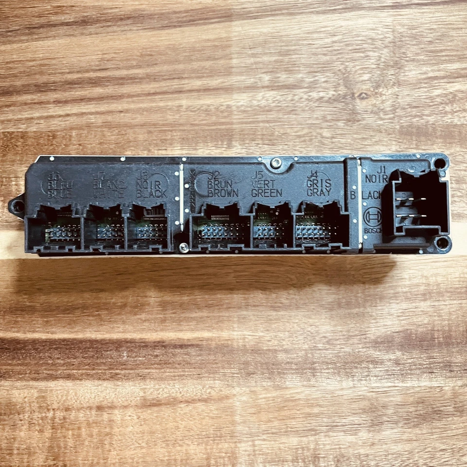 Interruptor de puerta BOSCH PN 20835553AD OEM 2008-13 Chevrolet Silverado 1500 Foto 4 de 4