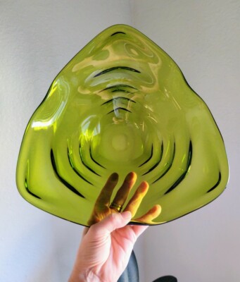 Vintage Viking Glass Avocado Green  Epic TUNDRA Fruit Bowl 12'' #6653 U.S.A.