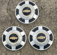 Vintage Chevy Hubcaps 12-14 Lot Of 3 Vintage Chevy Hubcaps 12-14 Lot Of 3