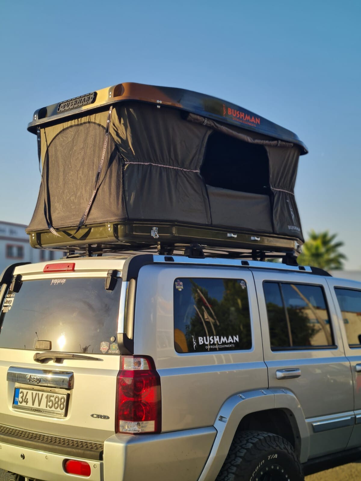 Roof Tent Small SUV Car General Outdoor Double Tent SelfDriving