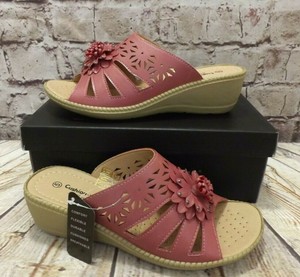 cushion heel sandals