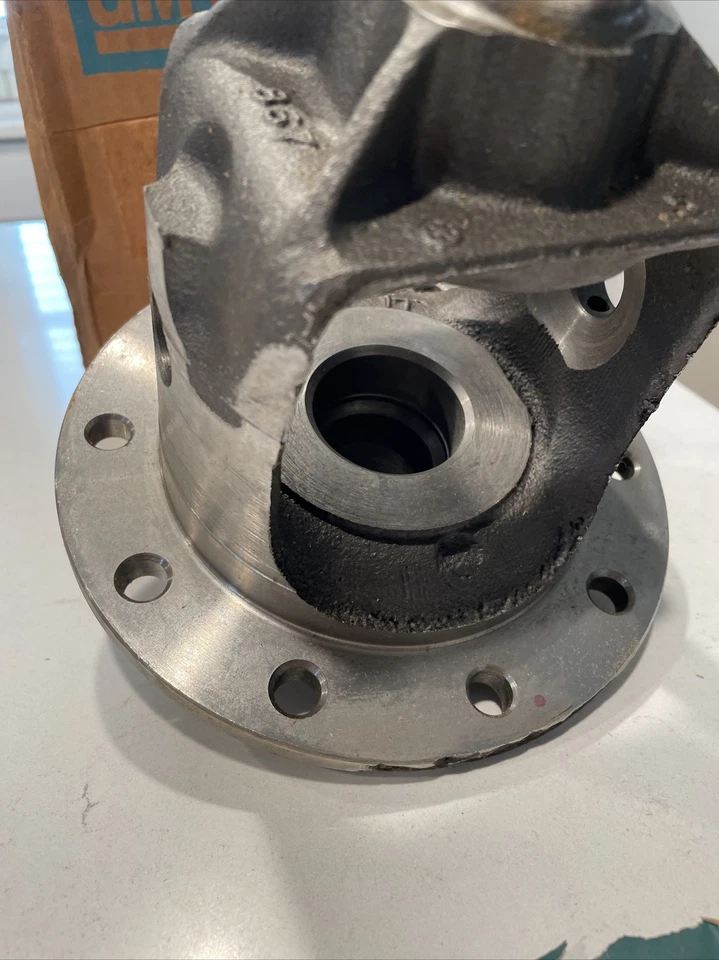 Caja diferencial Oldsmobile 1971-72 F-85 10 pernos NOS GM 1252867 1970’s Foto 3 de 4