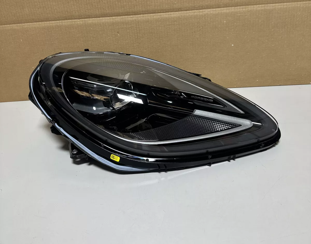 2019-2023 Genuine PORSCHE Macan 95B Led Headlight Right 95B941078L 