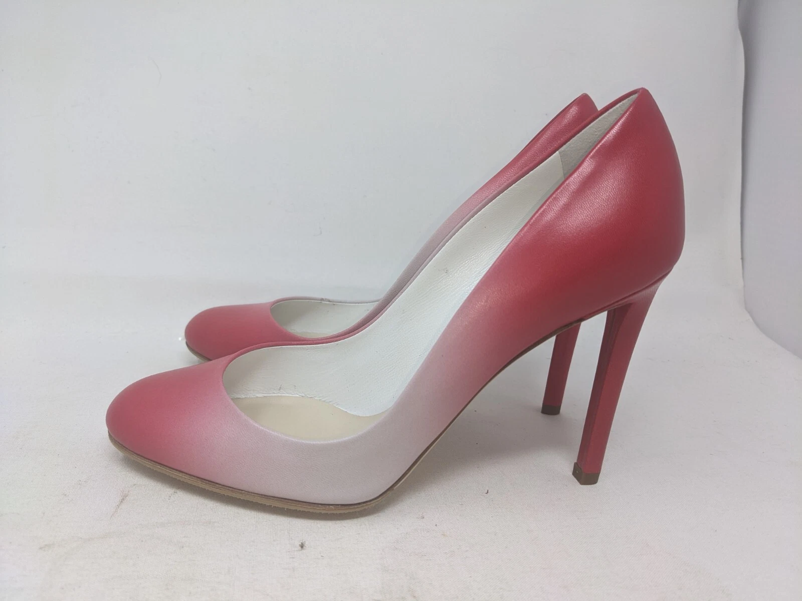 Talons pompe en cuir rose fondu Christian Dior taille 7,5 US 37,5 IT (Z98)