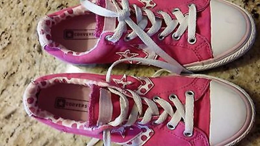 CONVERSE CHUCK TAYLOR LOW ONE STAR SNEAKER ADULT SIZE 3 PINK POLKA