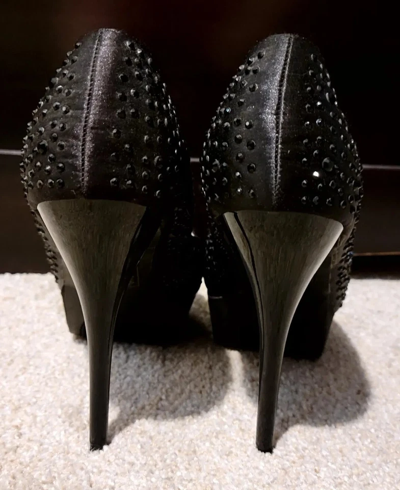 Sexy Negro MichaelAngelo Stilettos Peyton Tachonado Peep-Toe Plataforma Talla 9 Foto 3 de 4