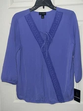 New I.N. Studio 3/4 Sleeve Embroidered Trim Relaxed Fit V-Neck Blouse Top M NWT