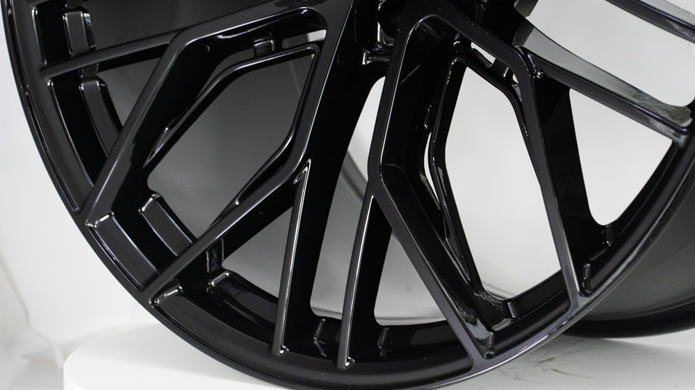 RF1 20x10.5 Gloss Black Rim fits Maserati GranTurismo S 2008