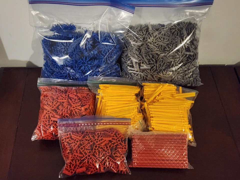 Massive Super Mario Knex lot of figures and parts (Please read the description) - Image 3 of 4