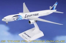 Skymarks 1:200 777-300 Egyptair SU-GDL w/Landing Gear