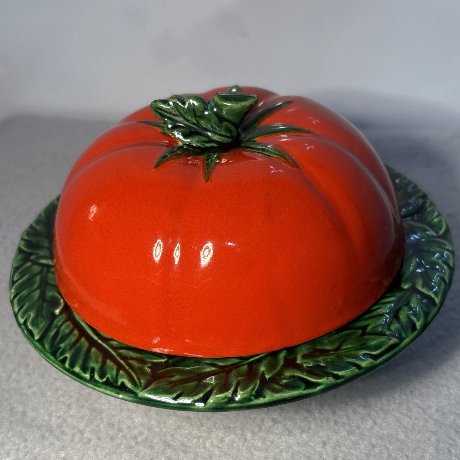 Vintage MARUHON Ware K (Japan) Butter Dish Tomato Keeper Green Base Red Top Stem