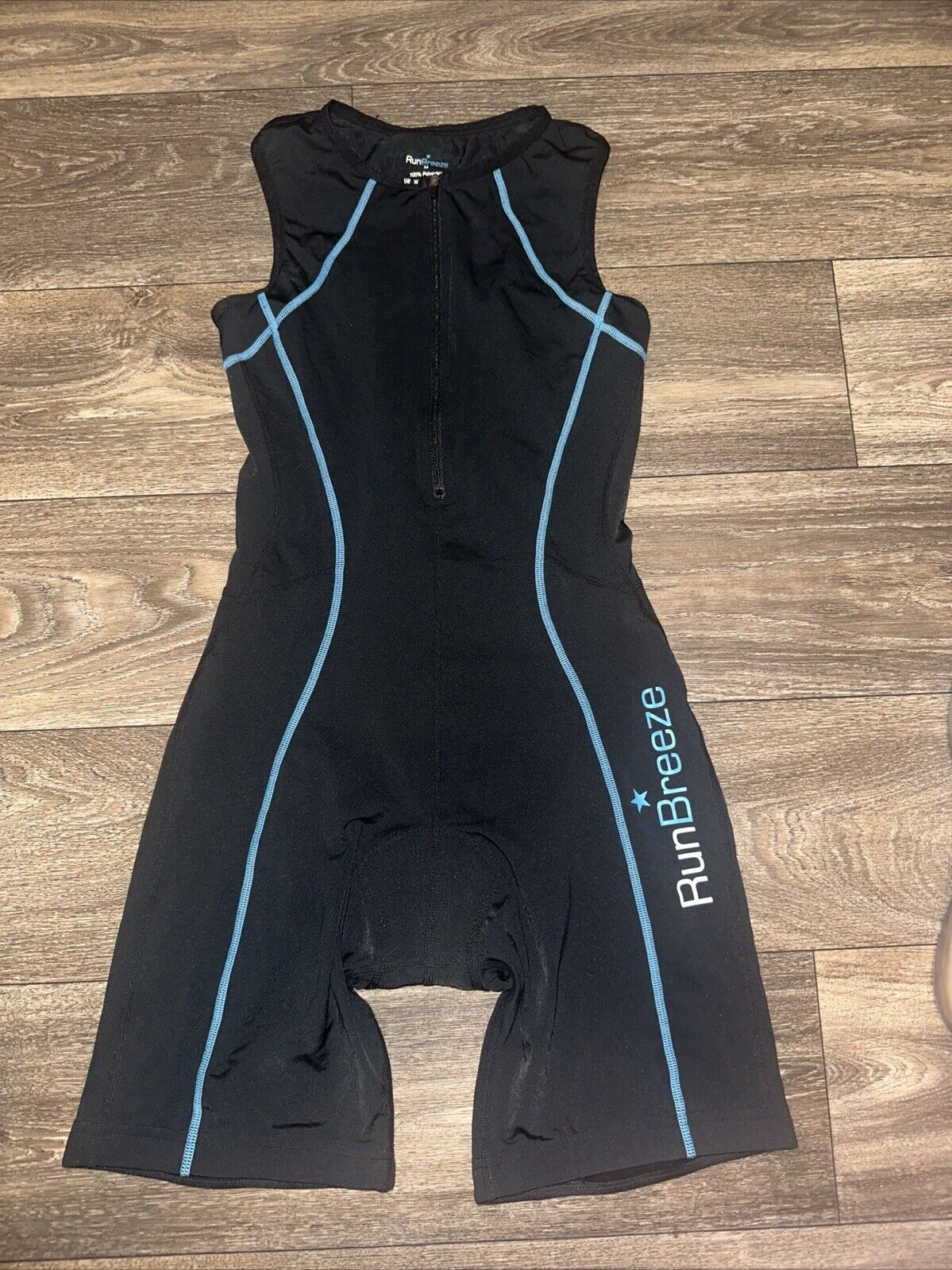 Foto 1 di 4