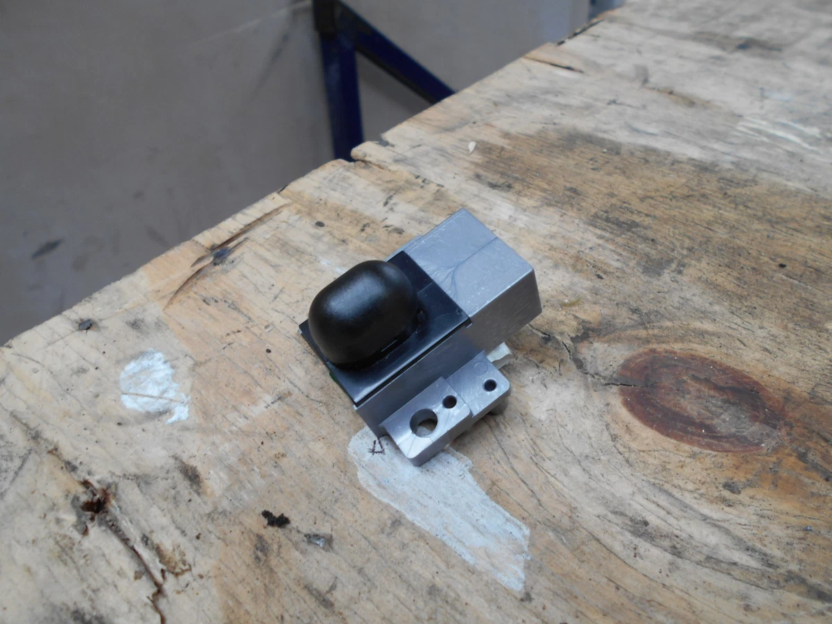 Jaguar S-Type XK Solar Sensor. Cooling Climate Control. XR836394 