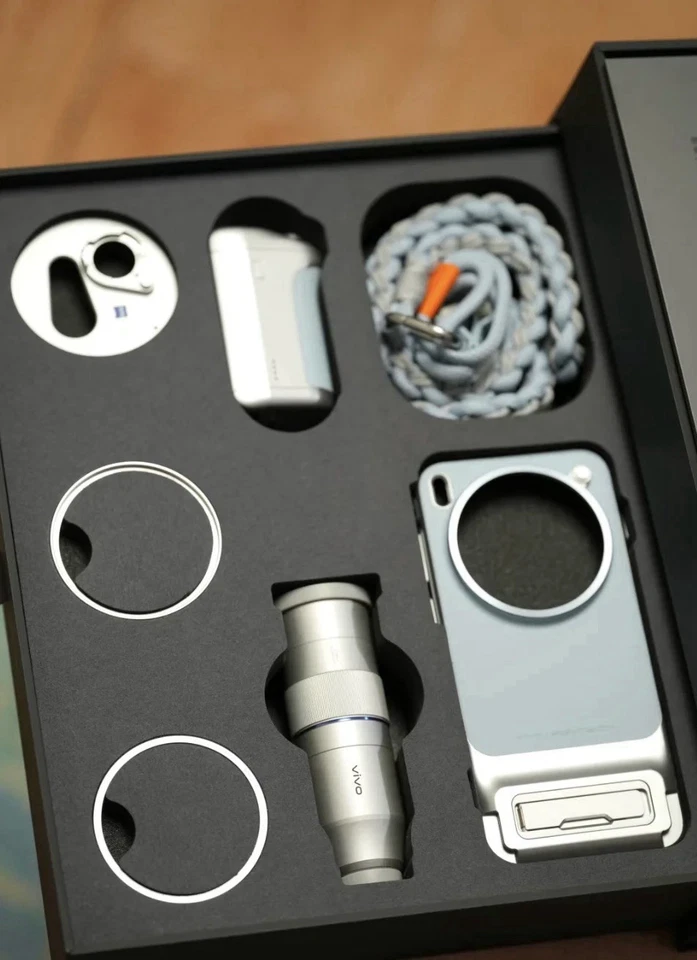 Genuine Vivo X300 Pro Master Photography Edition BLUE 1TB 16GB China Model - Image 4 of 4