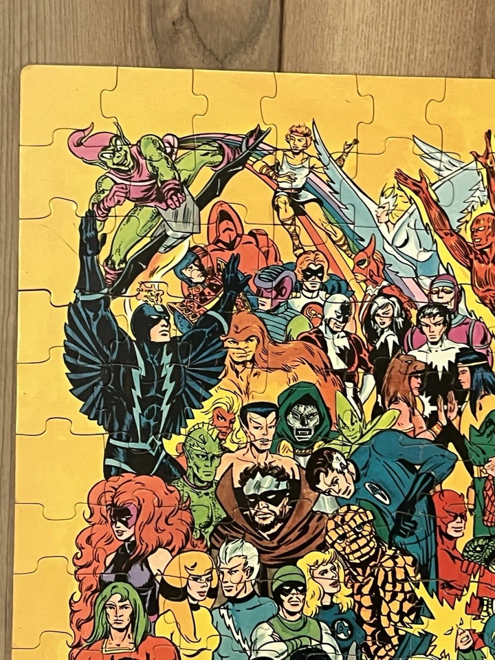 Vintage 80's Marvel Super Heroes Fantasy Jigsaw 300 Piece Puzzle 100% Complete - Image 2 of 4