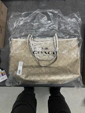 COACH XGrain KATY Satchel NEW In COACH plastic bag Reversible!!!￼