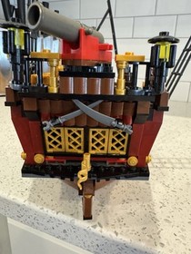 LEGO 6243 Brickbeard's Bounty -  with Correct Sails