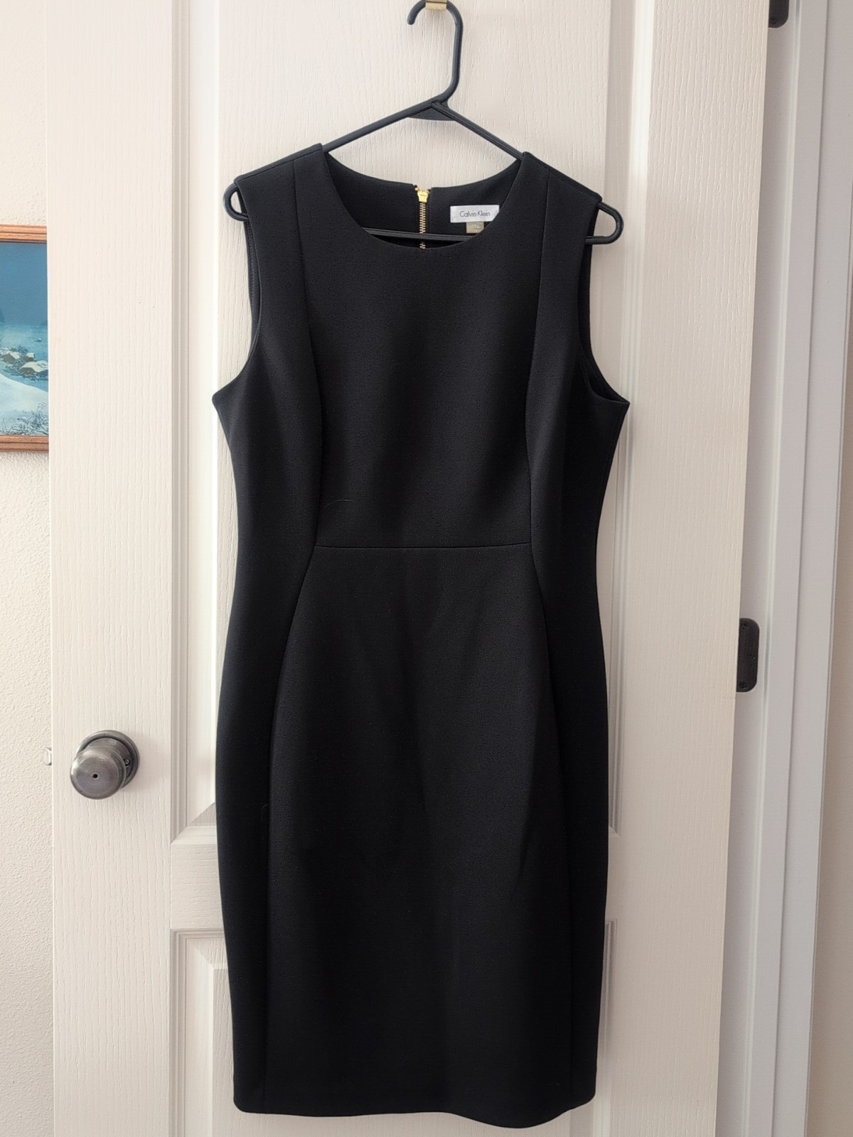 Calvin Klein Versatile Basic Black Sleeveless She… - image 1