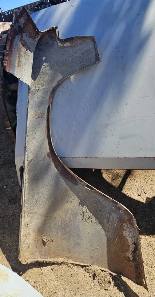 1961 1962 1963 1964 LINCOLN CONTINENTAL DRIVERS SIDE FENDER SKIN - Image 3 of 3
