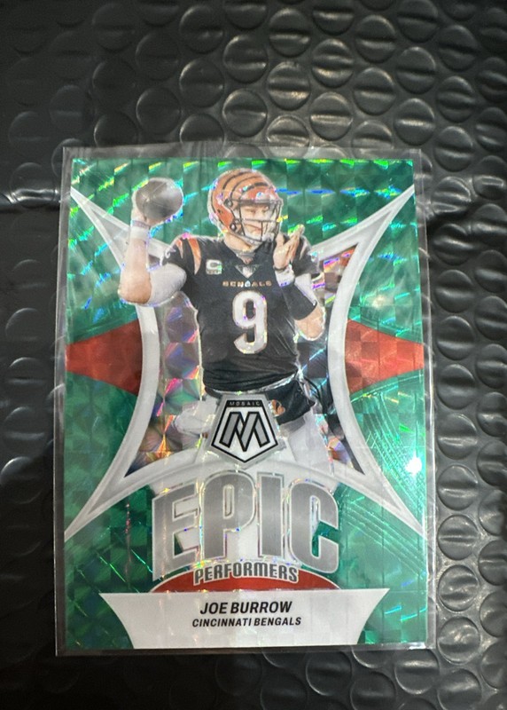 2024 Panini Mosaic - Epic Performers Joe Burrow #EP-JB Green Mosaic Prizm