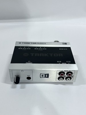 Native Instruments Traktor Audio 6 Interface 