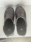 Anywear Zone Breast Cancer Awareness Nursing Clogs - Size 8 — photo 2