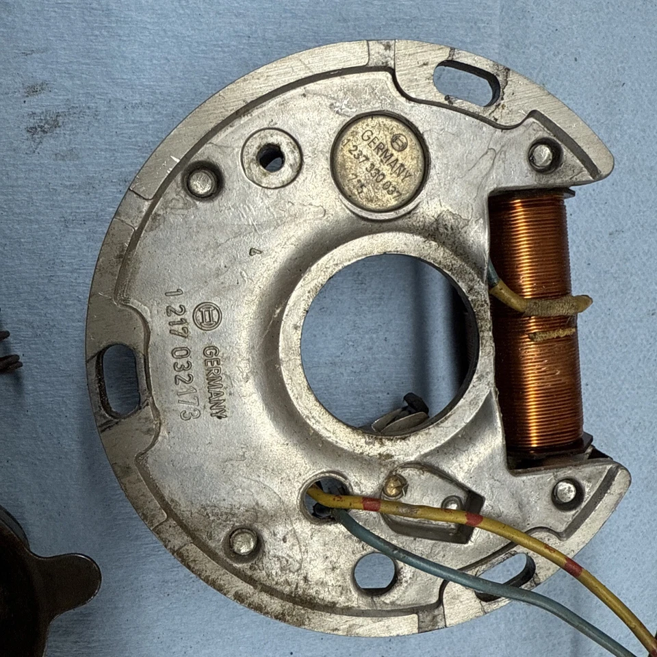 Ski-Doo Super Olympique 370 1968 moto de nieve vintage opuesto Rotax motor estator Foto 4 de 4