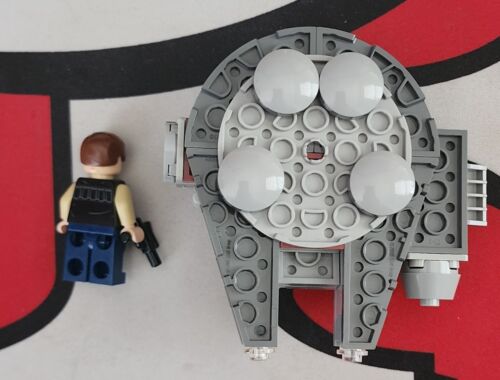 LEGO Star Wars 75030 Millennium Falcon Microfighter Complete, No Manual - Picture 2 of 2