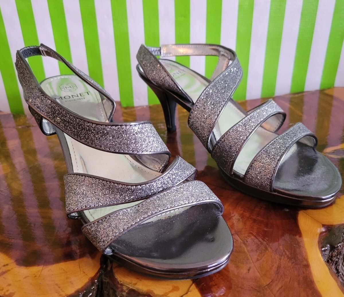 Monet Glinda Sparkly Silver Glitter Strappy Heels Sz elastic strap  closure