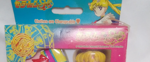 Bandai Super Sailor Moon 3" Sailor Venus With Changeable Clothes (RARE) 1997 - Picture 4 of 8