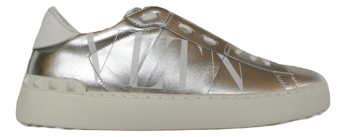 Silver hotsell valentino shoes