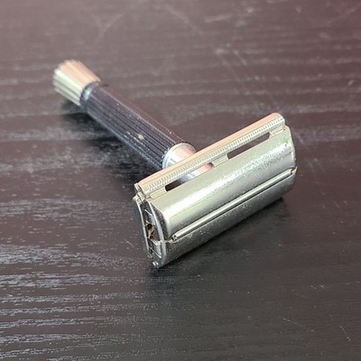 Gillette Super Speed Flare Tip Black Handle Double Edge Safety Razor