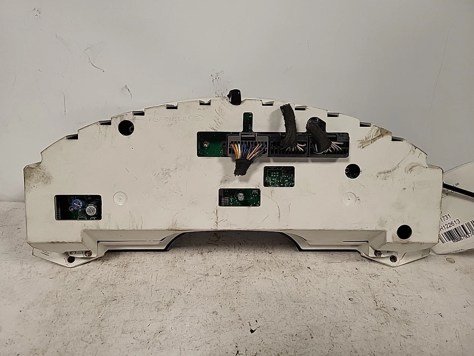 Speedometer Instrument Cluster Dash Panel Gauges 04 05 Lincoln LS Foto 2 de 4