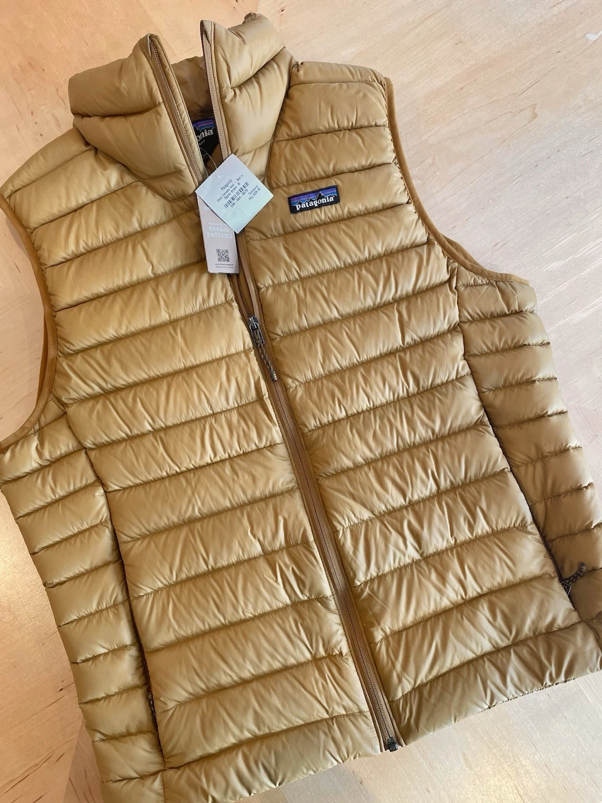 NEW! PATAGONIA Men Down Sweater Vest—(M)—“RAPTOR BROWN” (Yellow)—800 Down Fill