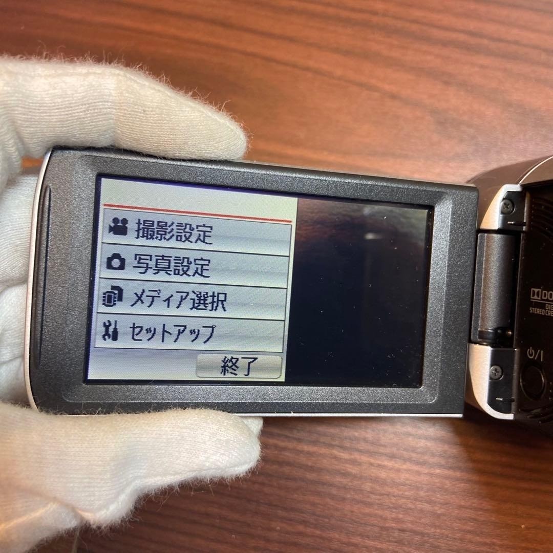 Panasonic HDC-TM80K (16 GB) High Definition AVCHD Camcorder for